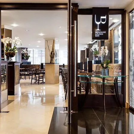 Radisson Blu Hotel, London Bond Street 