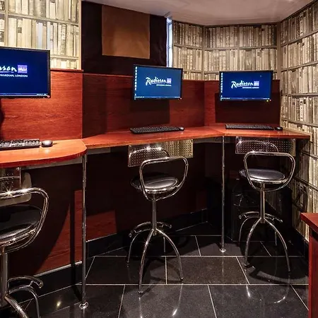 Radisson Blu Hotel, London Bond Street 